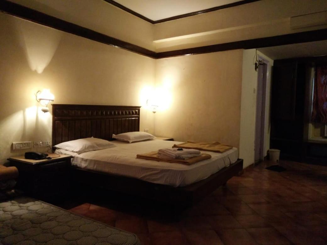 Ty Anand Ritz Matheran Exterior photo